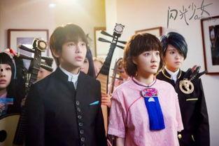 闪光少女吃瓜群众,揭秘网络吃瓜群众的狂欢盛宴